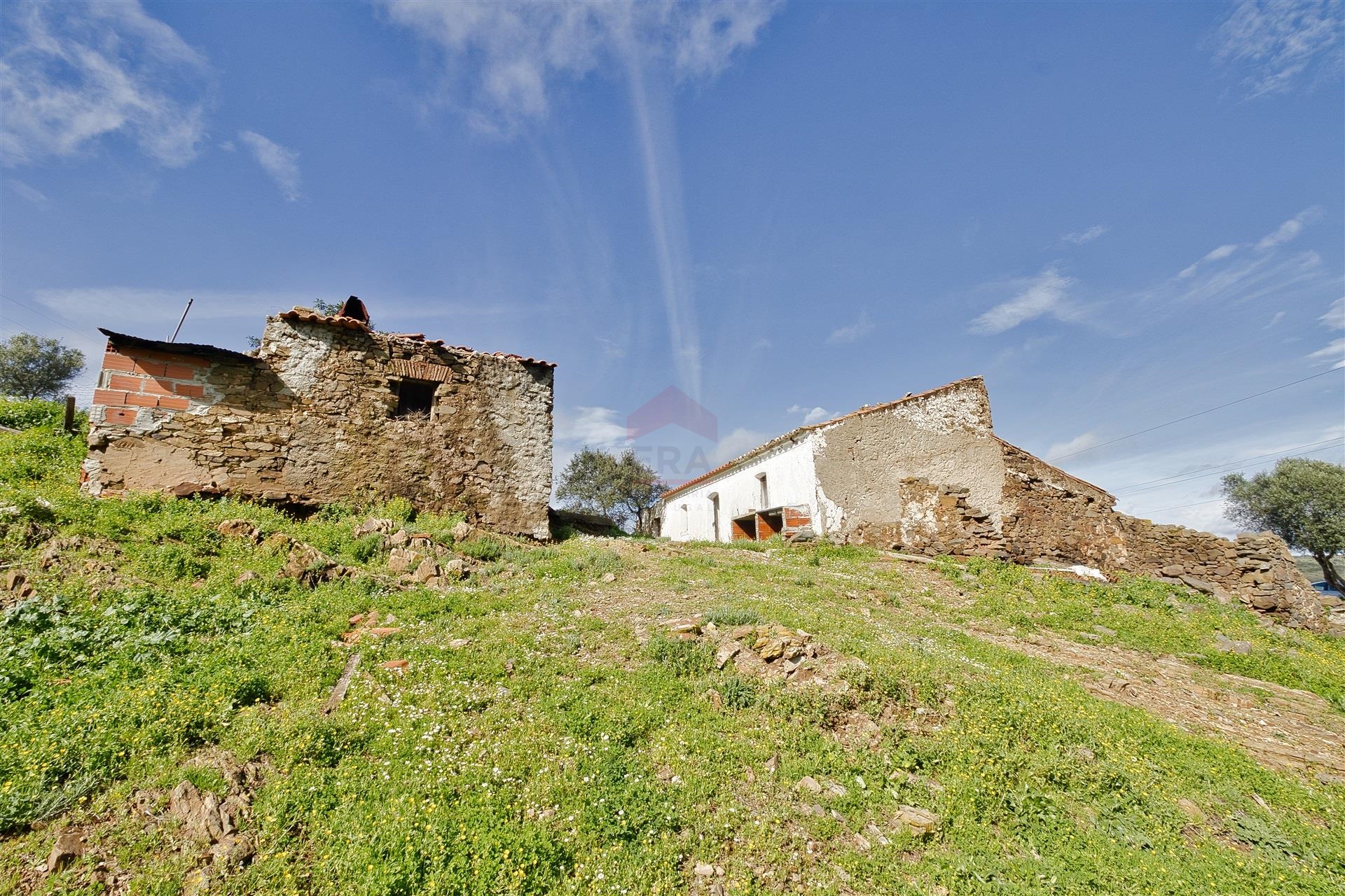 img_Detached house to restore