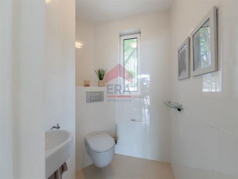 Apartamento T4, Faro, Faro
