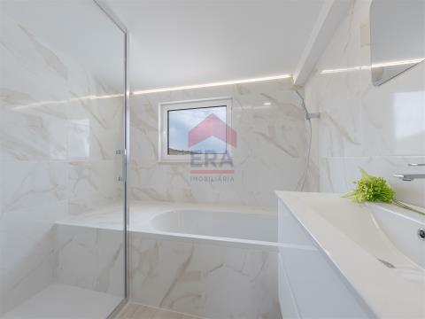 Apartamento T4, Faro, Faro