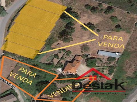 512 m2 land located in Paços de Vilharigues.