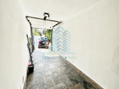 Renovated 3bedroom house on the ground floor and 1st floor, with terrace, located in Vila Nova,Tomar