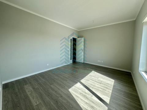 Nuevo piso de 3 dormitorios en Torres Novas, con garaje