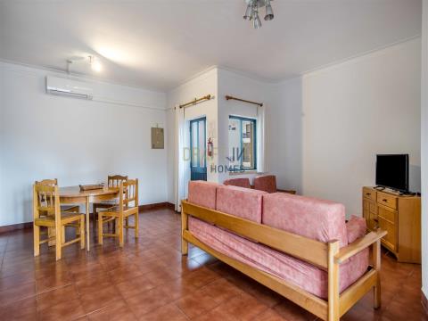 2-Zimmer-Wohnung in einer privaten Wohnanlage mit Swimmingpool und Tennisplatz in Alvor.
