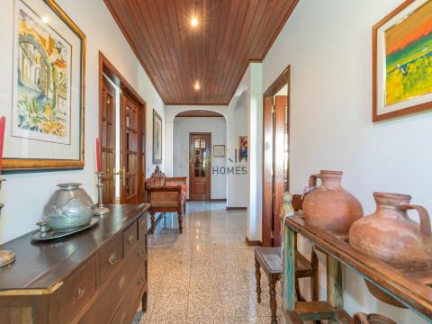 Villa 8 rooms for sale in Manique de Baixo.
