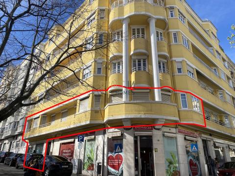 Unique commercial space for rent in the heart of Lisbon