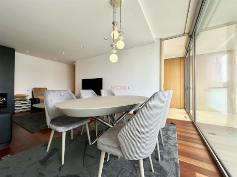 Excelente Apartamento T2 Semi-novo em 2ªlinha de mar na Póvoa de Varzim NOVA imobiliária